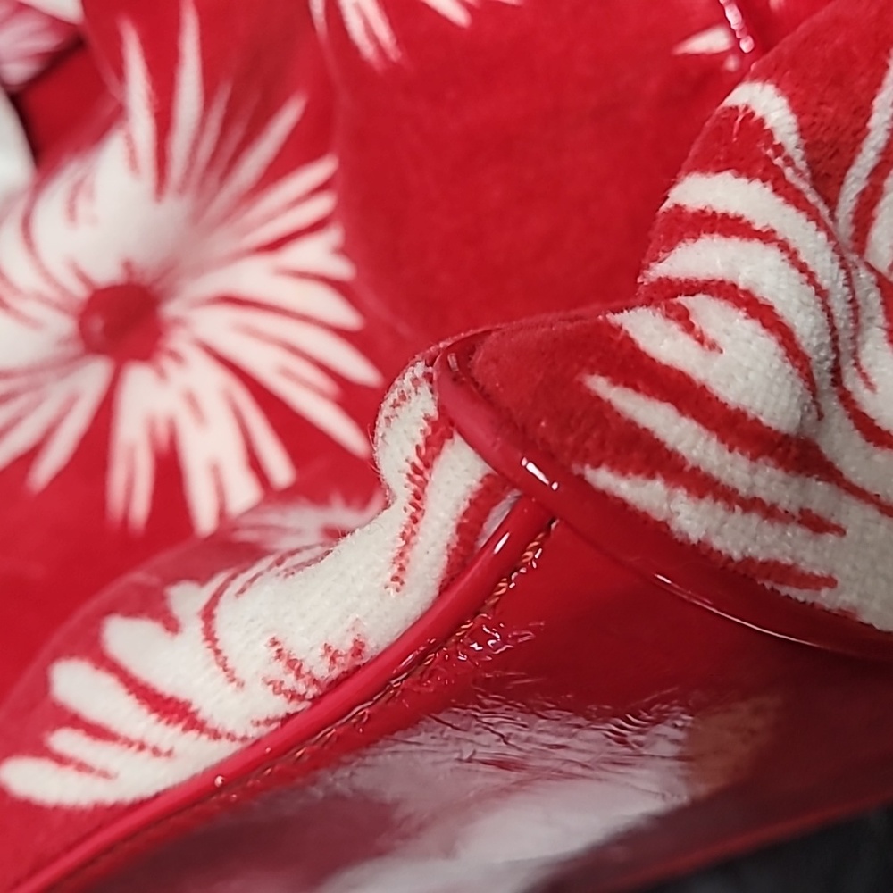 SOLD Vintage Y2K Juicy Couture Daydreamer Bag - Picture 14 of 17